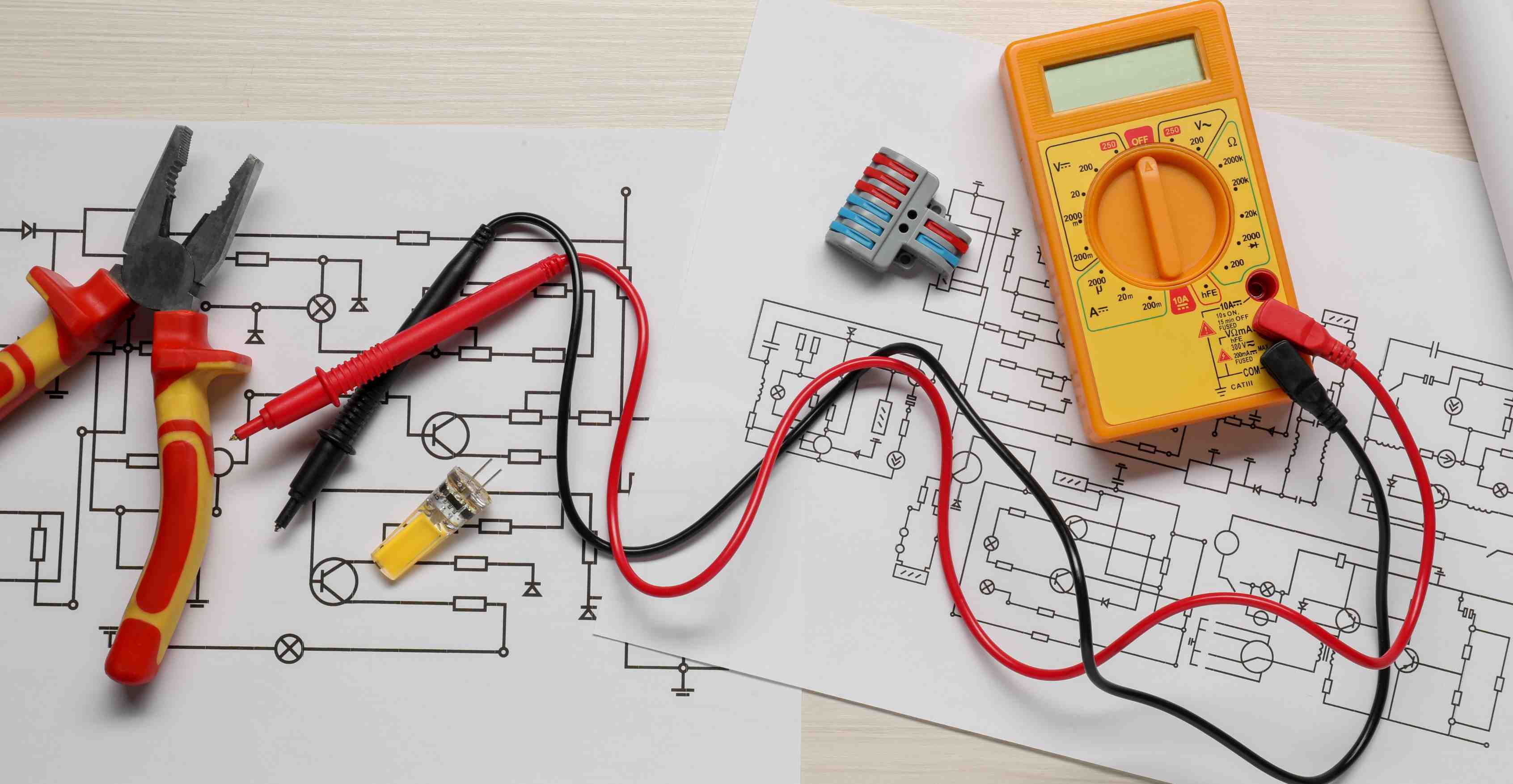 How Many Solar Panels Do I Need? 4 Step Solar Calculator Guide
